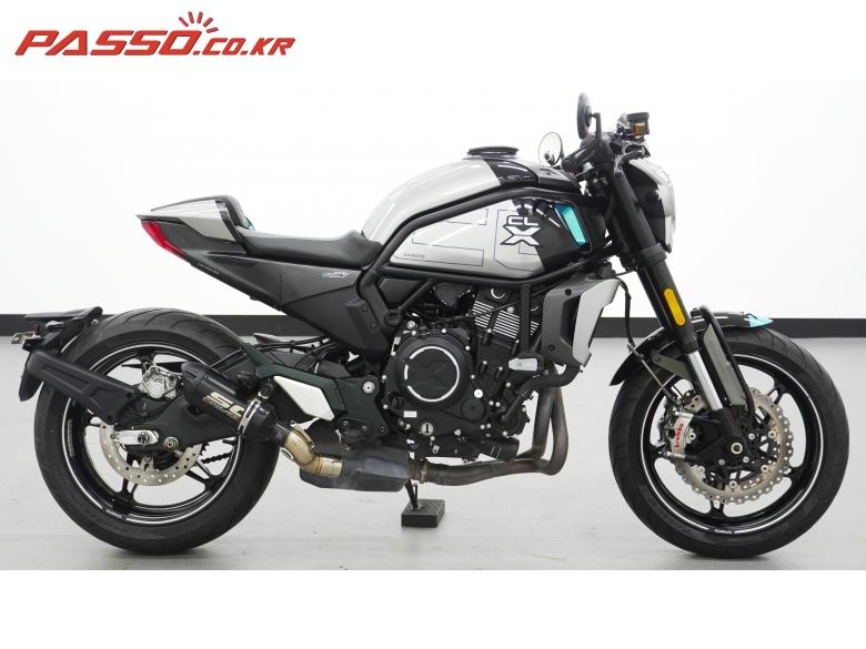 CFMOTO 700 CLX 스포츠 2022년식 중고 바이크
