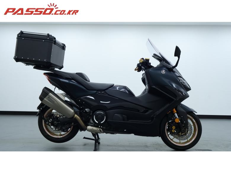 야마하 TMAX 2023년식 중고 바이크